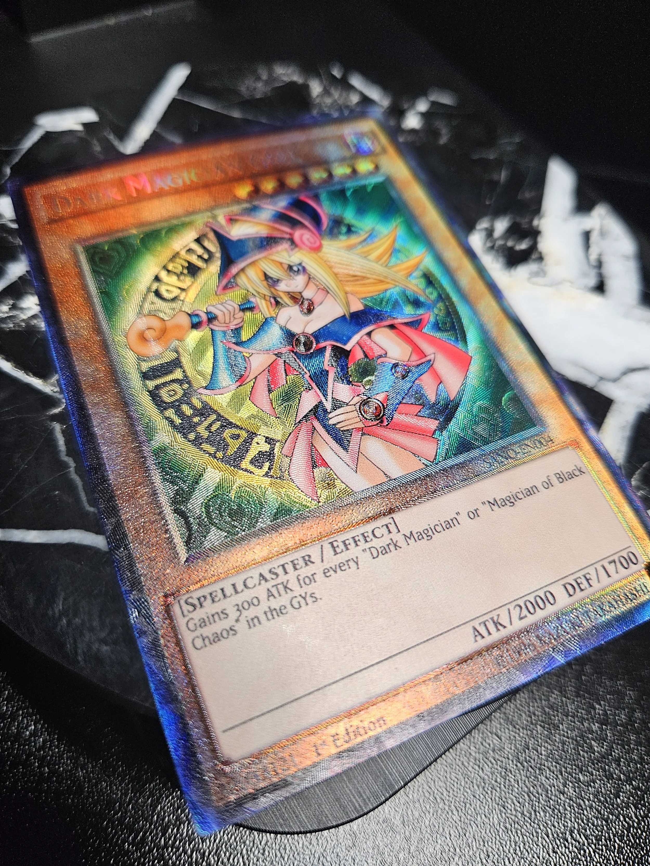 Blue-Eyes White Dragon - Ultimate Rare (SDK-001 / OP28-EN001